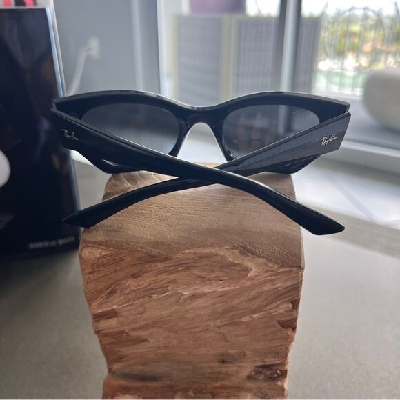 RAY-BAN ZENA BIO-BASED Frame Polished Black Dark Grey Lenses - Picture 6 of 9